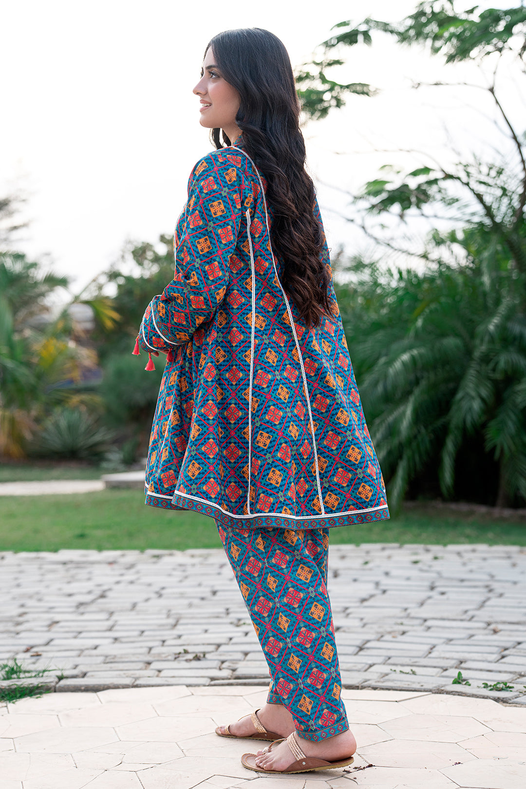 2 Piece Suit Stylish Panel Body Shirt with Shalwar T-ALPARTW-031