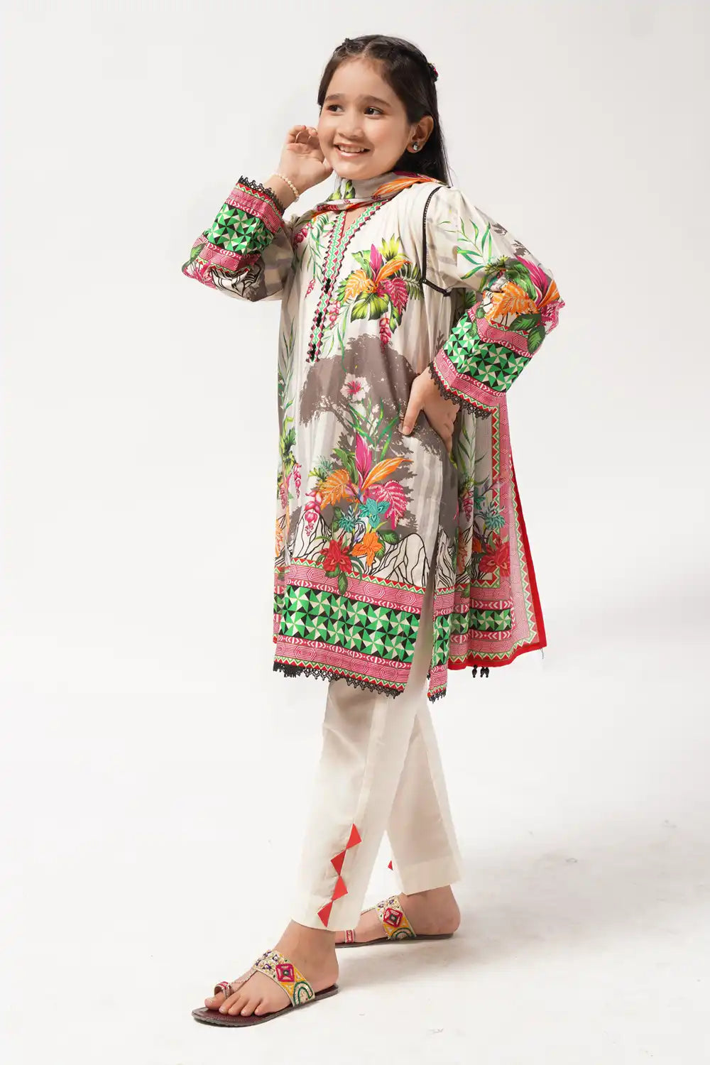 3 Piece Lawn Digital Printed Suit 3PCS-042