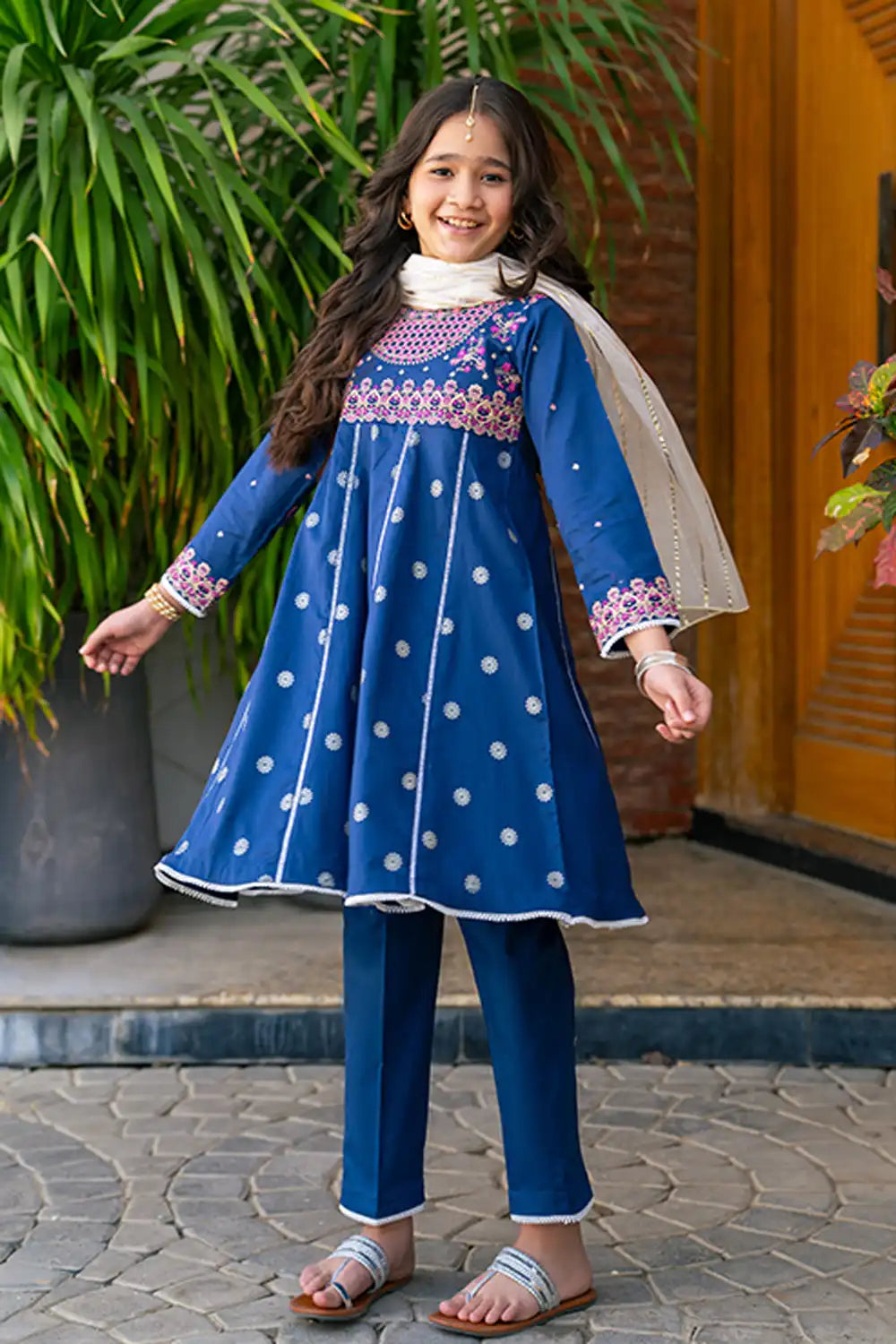 3 Piece Embroidered Suit K-SFC-003