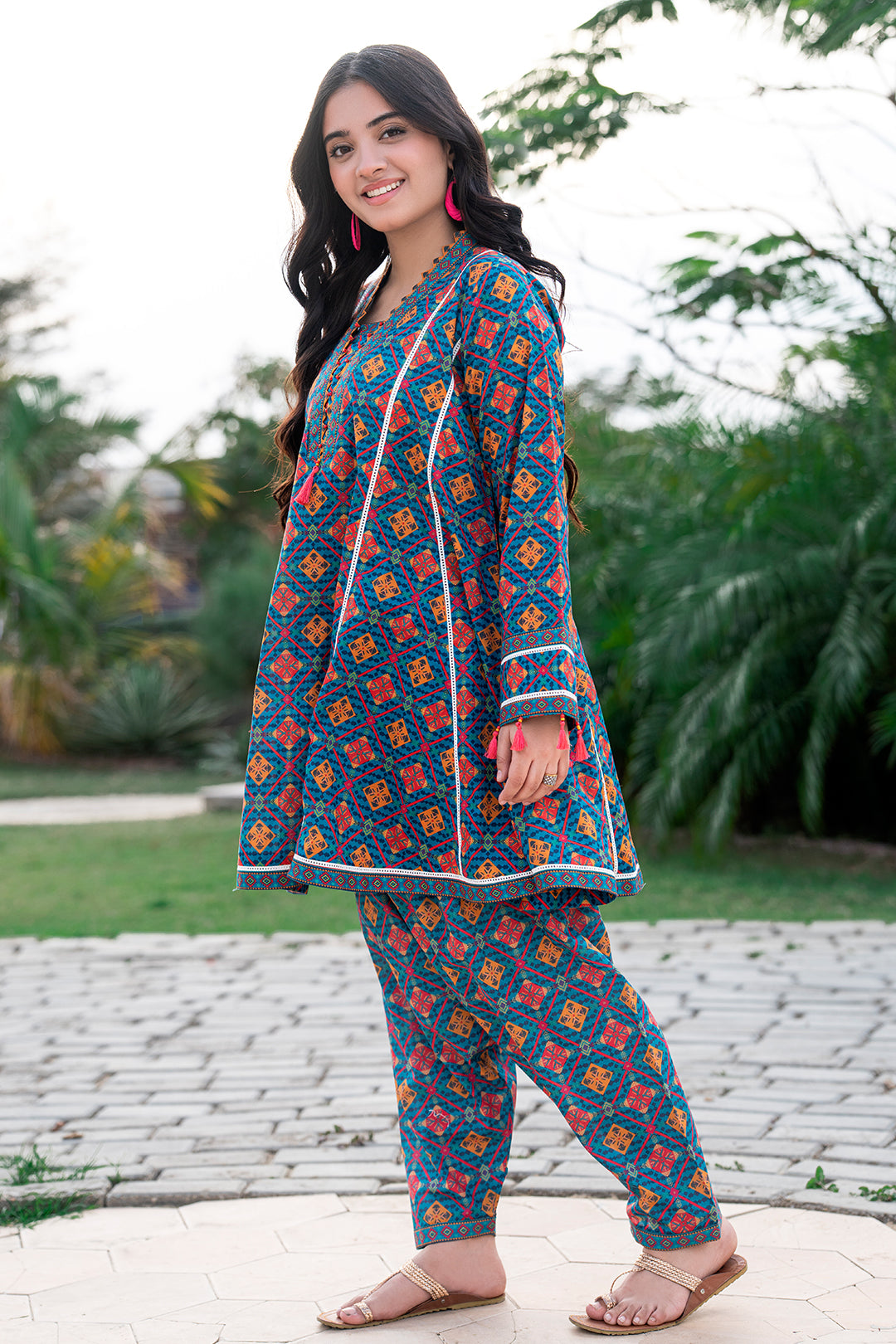 2 Piece Suit Stylish Panel Body Shirt with Shalwar T-ALPARTW-031