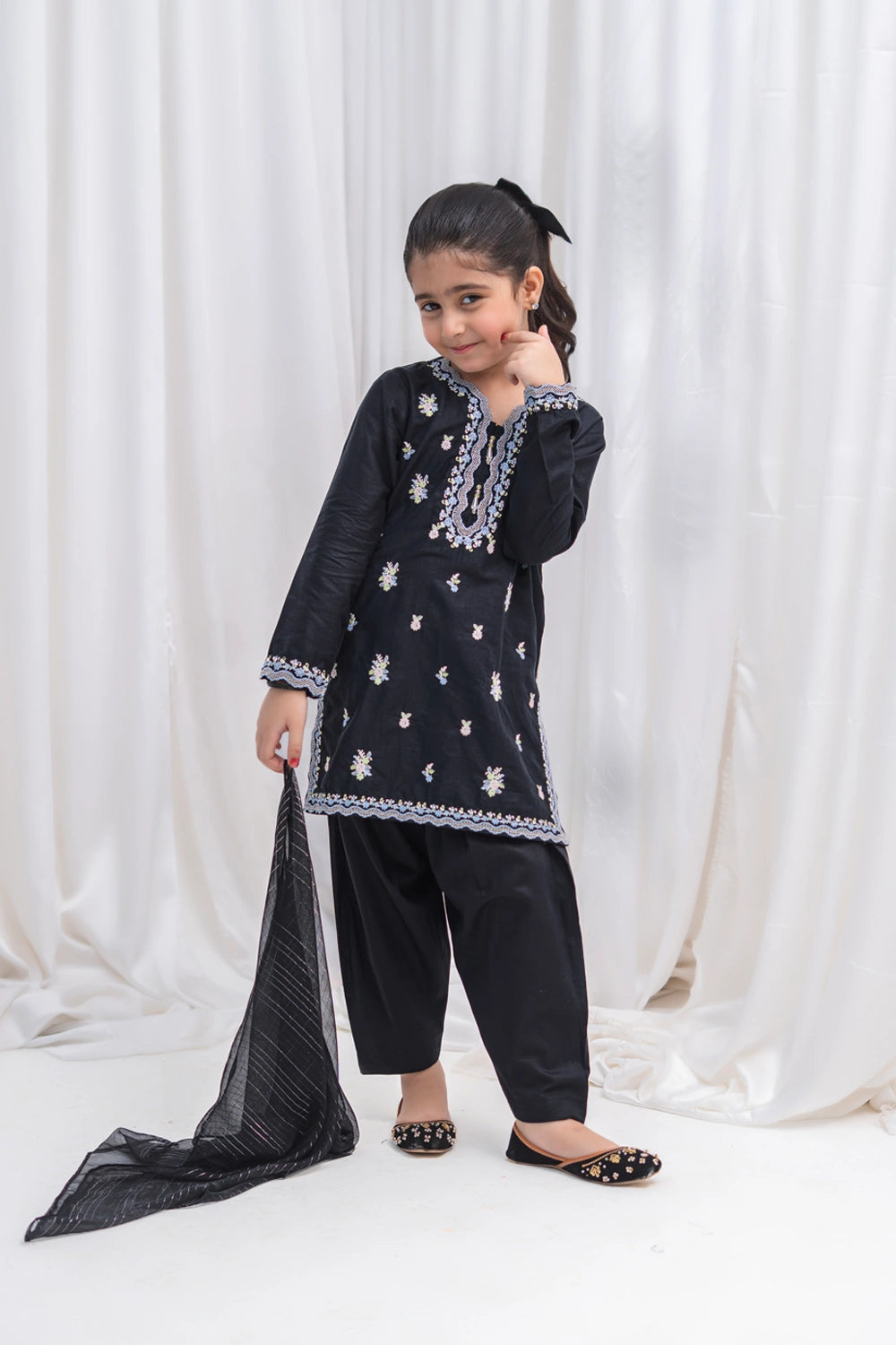 Girls Black Embroidered Lawn Kurta Set 3 Piece K-SFC-S26-012