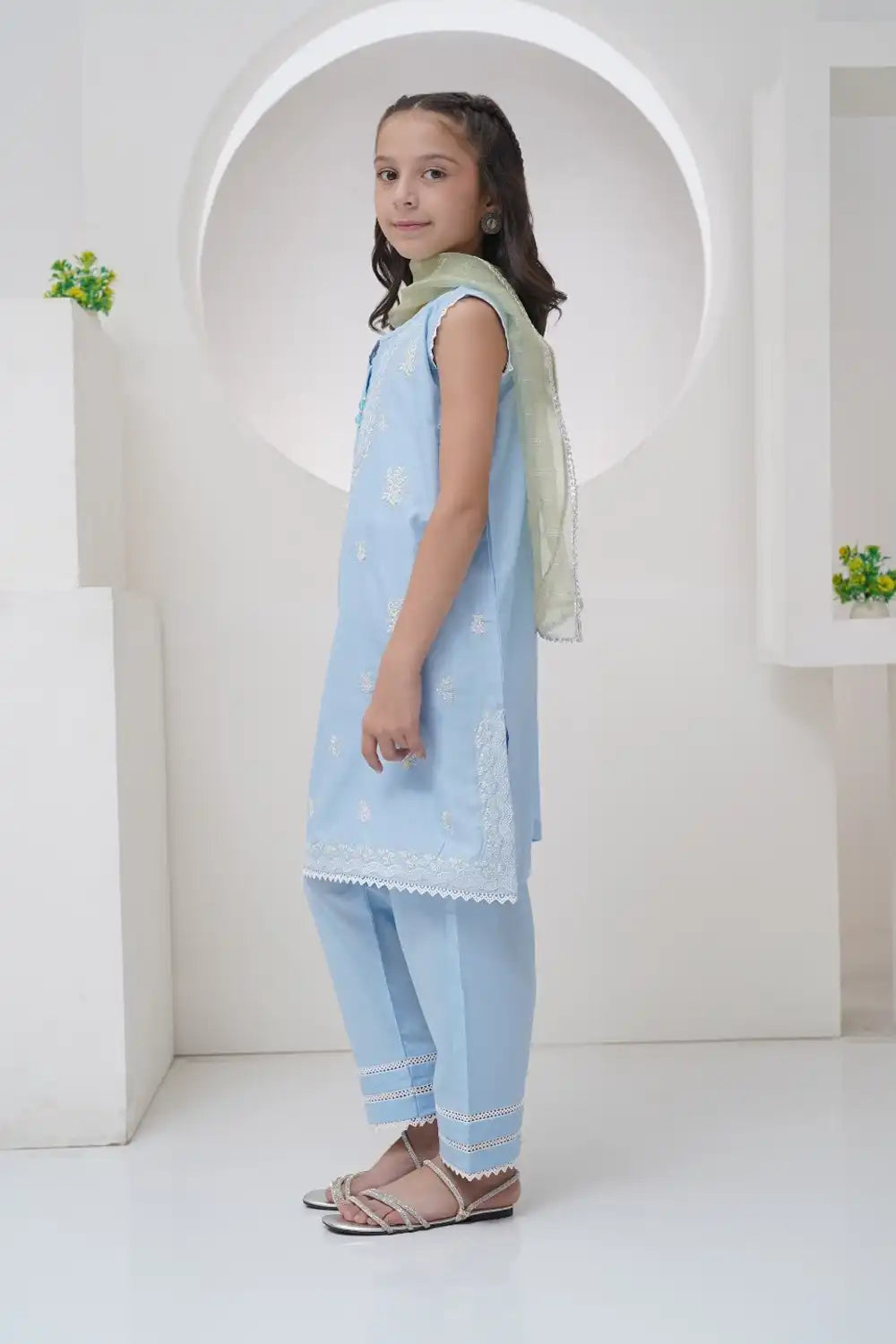 3 Piece Embroidered Suit Organza Dupatta GS-EMB-001