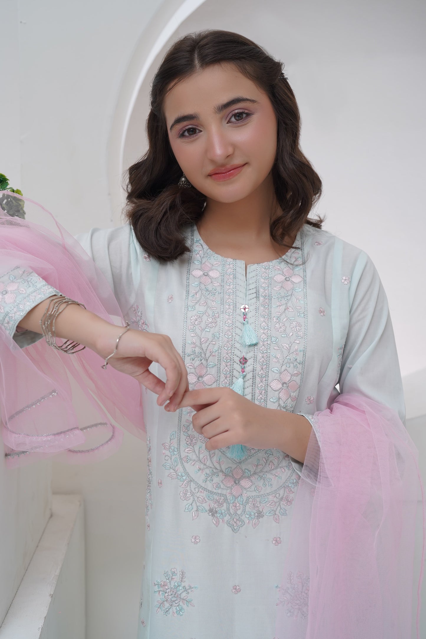 3 Piece Suit Embroidered Cambric Lawn Organza Dupatta R-T-SFC-010