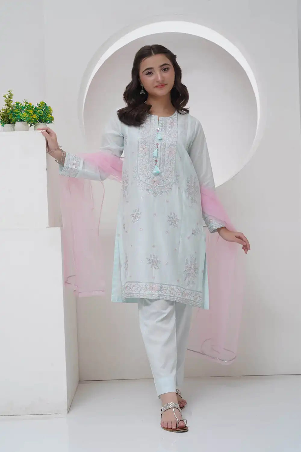 3 Piece Suit Embroidered Cambric Lawn Organza Dupatta R-T-SFC-010