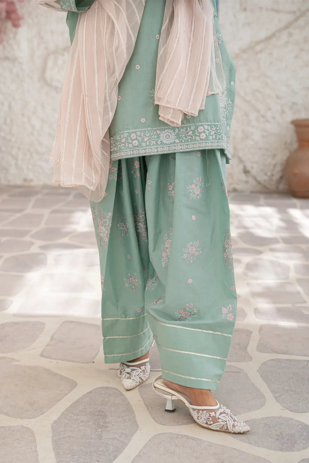 Embroidered Cotton Suit - T-SFC-S26-011