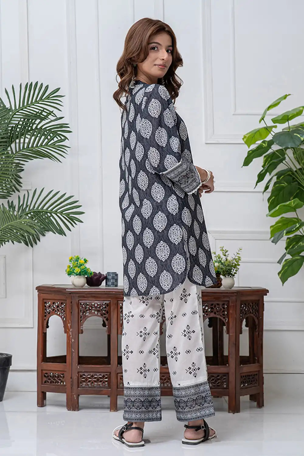 2 Piece Black & White Cambric Lawn Printed Co-ords Set Cord-024