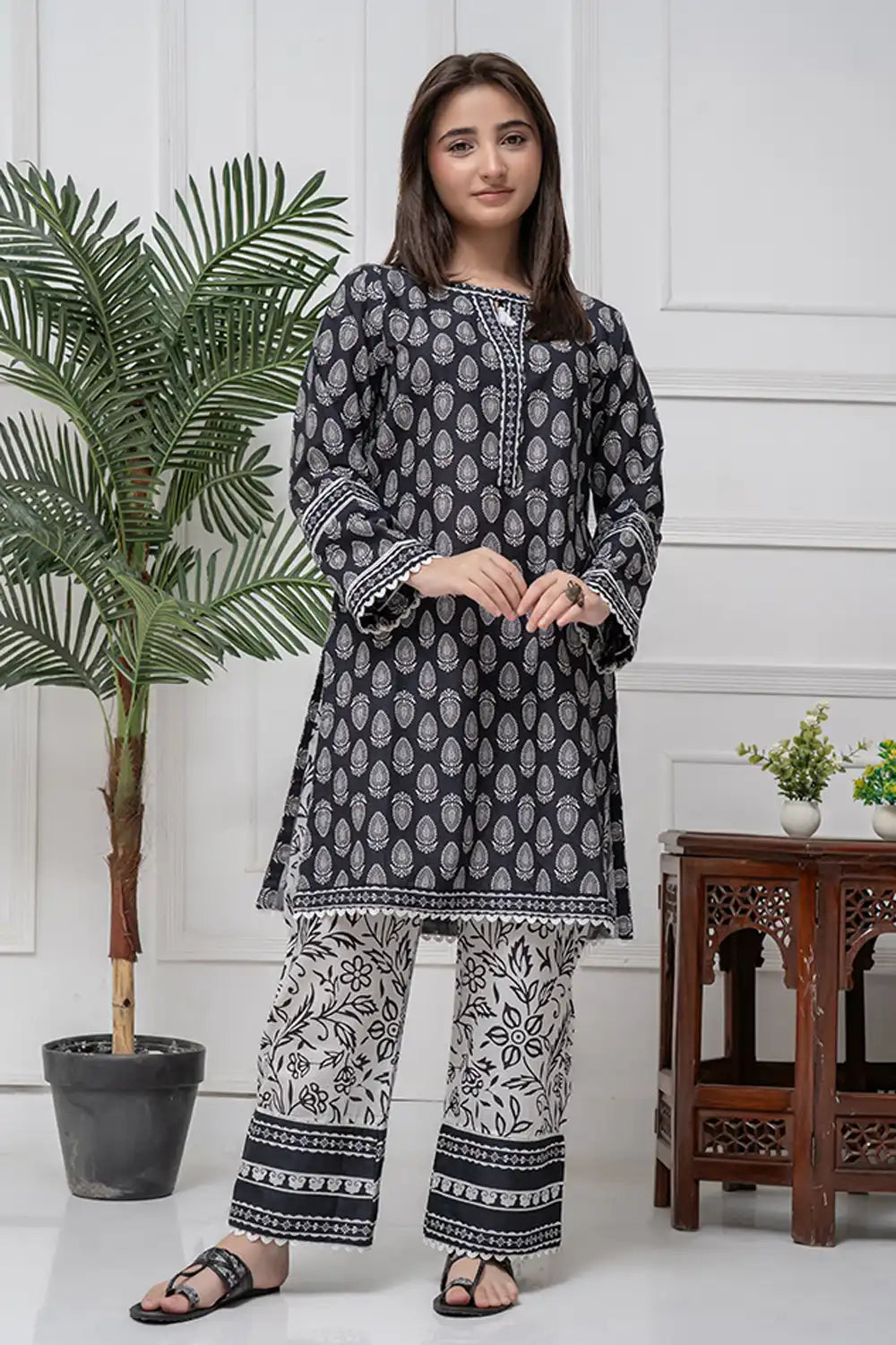 2 Piece Suit Black & White Lawn Printed Co-ords Set Cord-023